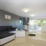 Gorgeous Apartment In Pula Pula