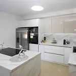 Amazing In Apartman Póla