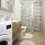 Gorgeous Apartment In Pula