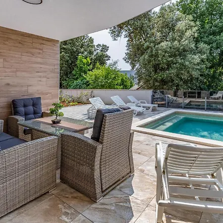 Amazing In アパート プーラ