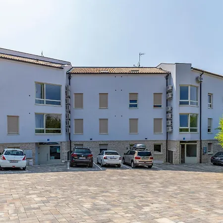 شقة Stunning Apartment In Pula بولا