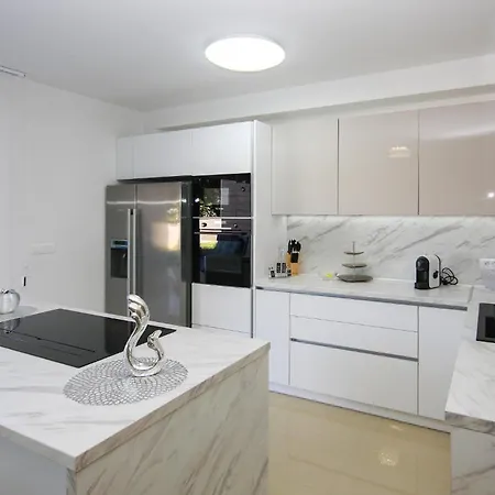 Stunning Apartment In Pula Lägenhet Pula